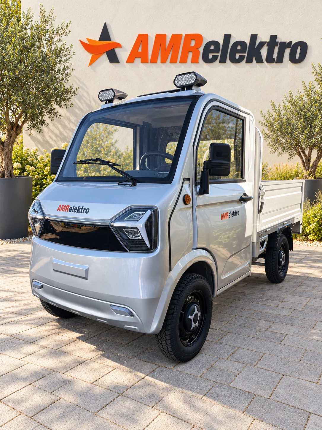AMR E-camioneta – vehicul electric in rate, transport gratuit