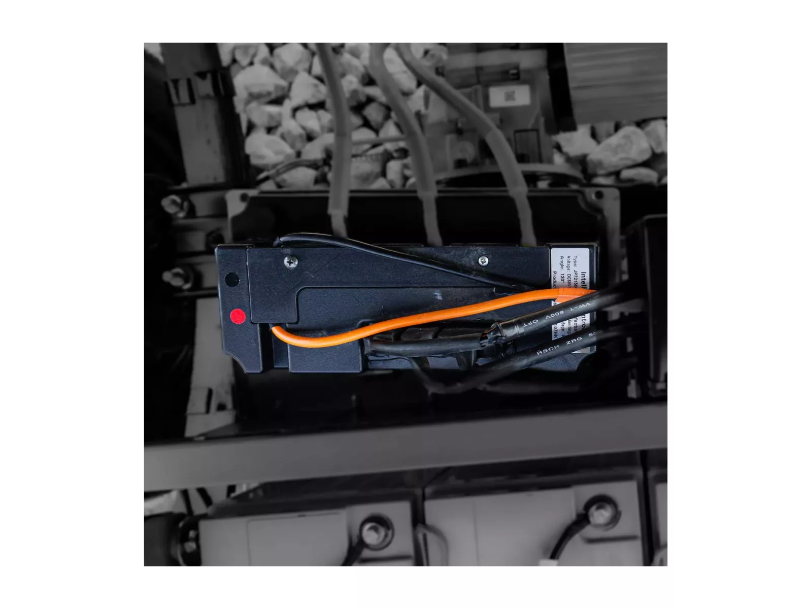Controler AMR 400 (80Ah) (40350789W)